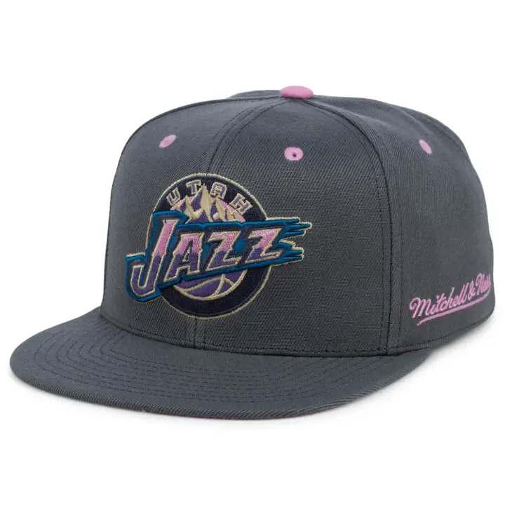 Utah Jazz NBA Lavender Rain Casquette Ajustée gris/gris/rose HWC