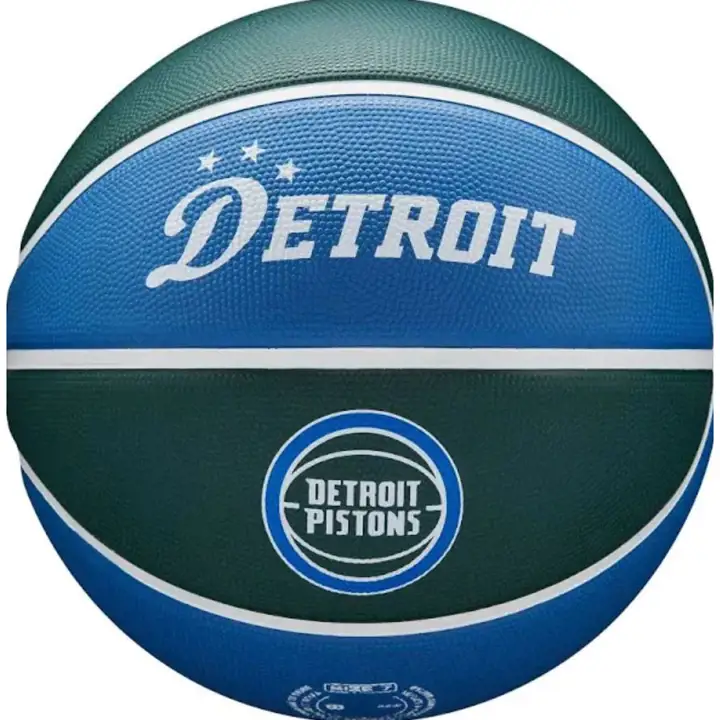 Le ballon de basket "City Edition" des Pistons de Détroit (NBA)
