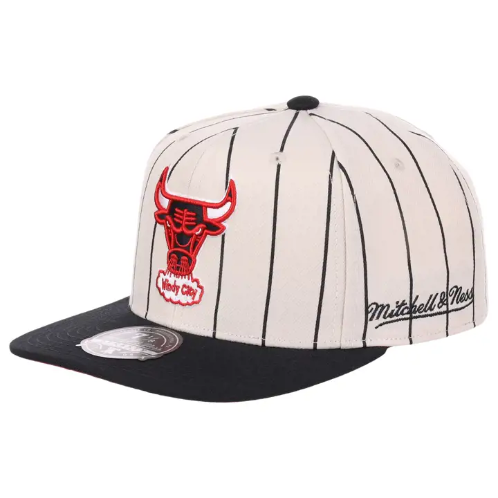 Chicago Bulls NBA Rayures fines "Off White" ajustée ivo/noir/rouge HWC