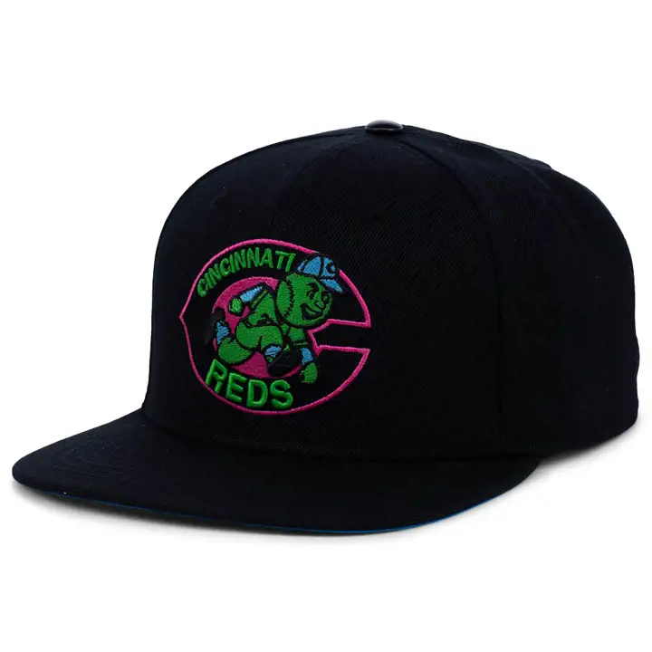 Casquette snapback Cincinnati Reds MLB Blacklight noir/noir/bleu