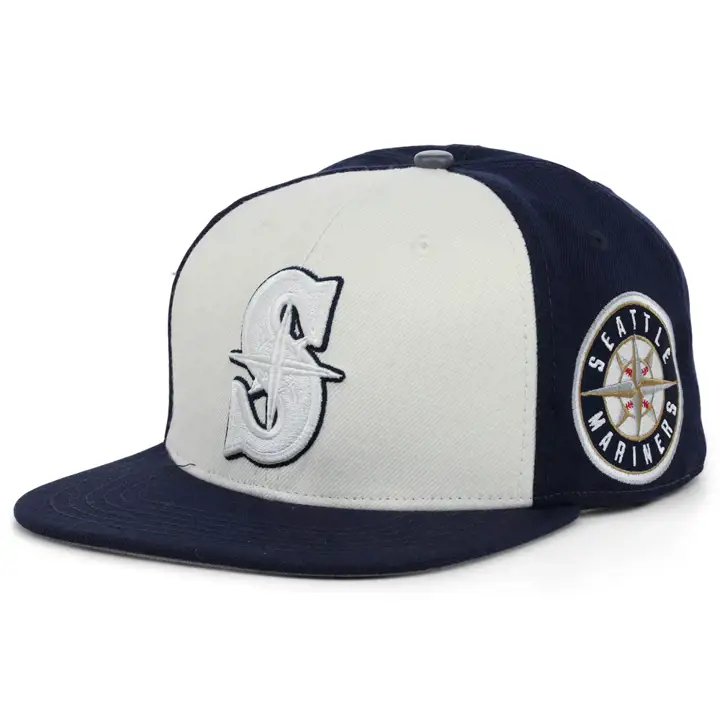 Casquette Snapback MLB Seattle Mariners à logo ton sur ton ivoire/marine/gris
