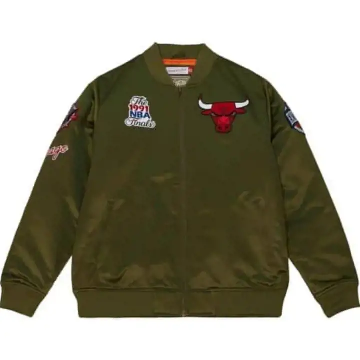 Blouson aviateur en satin CHICAGO BULLS NBA FLIGHT Mitchell & Ness