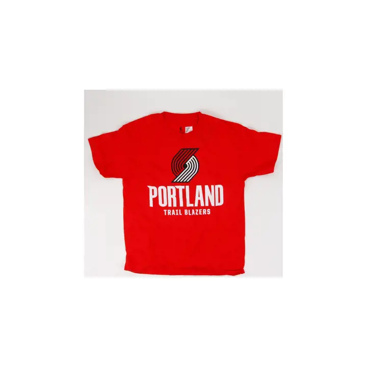 BLAZERS NBA VERTICLE N&N PLAYER TEE EUR Damian Lillard RED