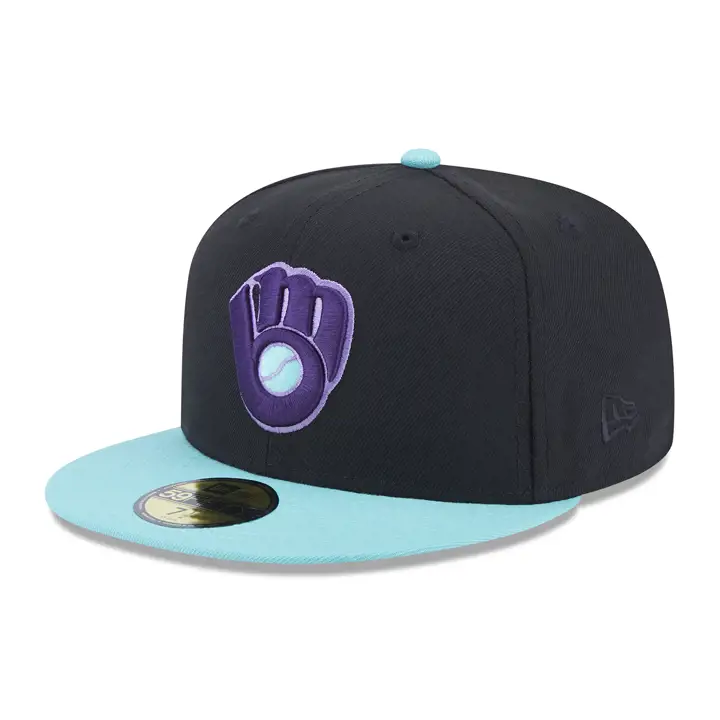 Casquette 59FIFTY MLB Cosmic Dust des Milwaukee Brewers de New Era – Noir/Vert pâle/Violet
