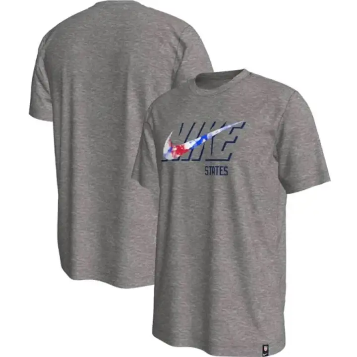 T-Shirt Nike Swoosh Équipe Nationale de Soccer États-Unis 23 Gris