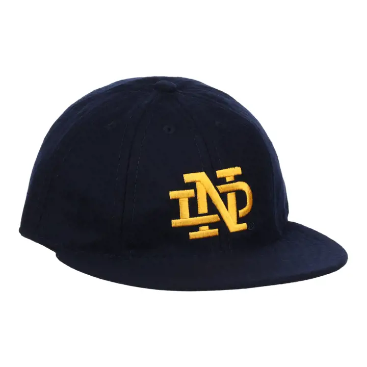 Casquette à 8 panneaux vintage Université de Notre Dame 1943