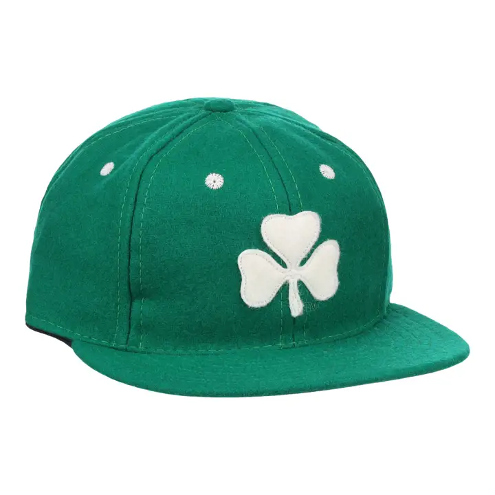 Casquette de baseball vintage verte avec mascotte de l'Université de Notre Dame