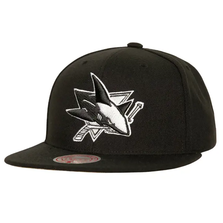 CASQUETTE SNAPBACK NOIRE ET BLANCHE DES SHARKS DE SAN JOSE MN NHL