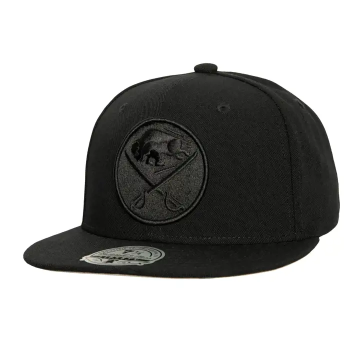 CASQUETTE AJUSTÉE NOIRE ET NOIRE BUFFALO SABRES LNH