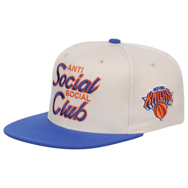 New York Knicks NBA ASSC Casquette Snapback IVO/BLEU/ROSE