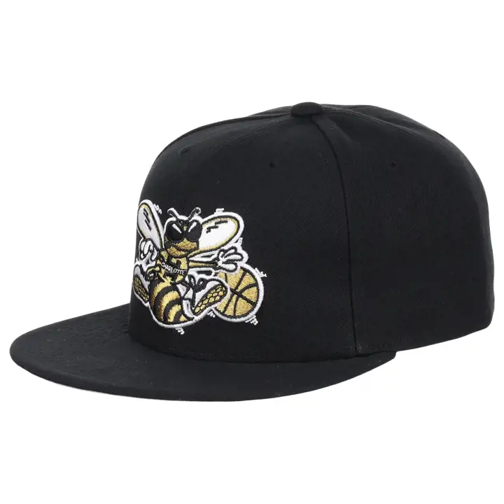 Casquette snapback Charlotte Hornets NBA MN doré métallisé NOI/NOI/GRI