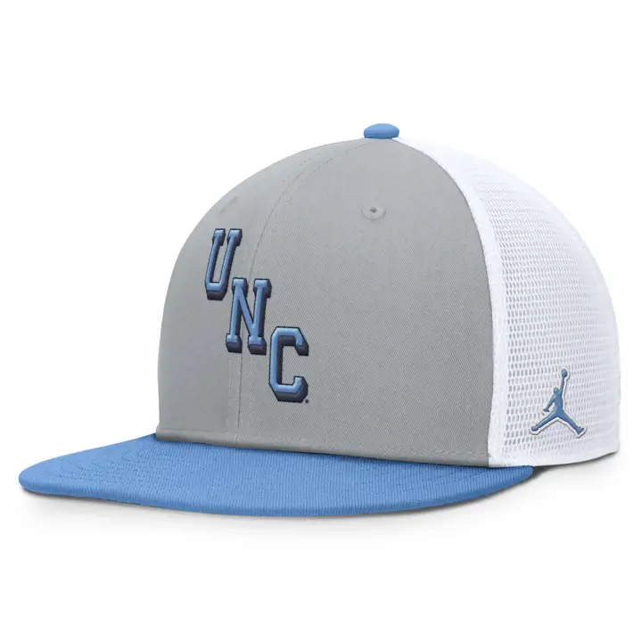 North Carolina Tar Heels NCAA NK Casquette filet à logo oblique