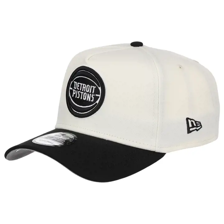 Detroit Pistons NBA Chrome/Noir 9FORTY AF MÉTALLIQUE/NOIR/GRIS