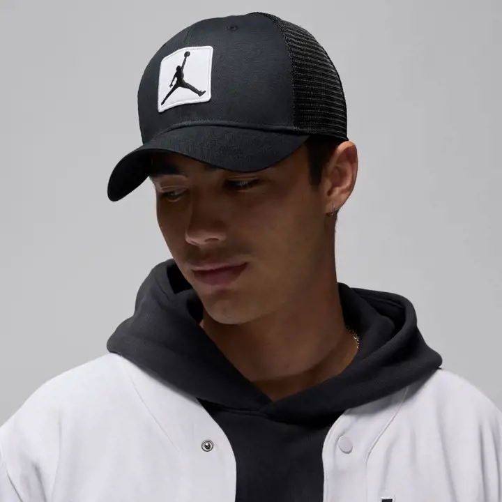 JORDAN U J RISE CAP S CB TRKR JM PTCH BLK