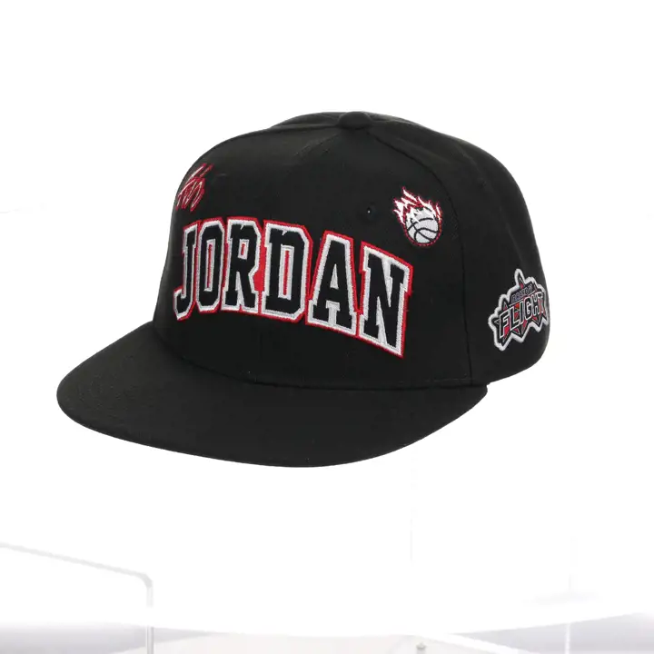 Casquette Jordan Yth Multi-Patch Snapback noir/AST