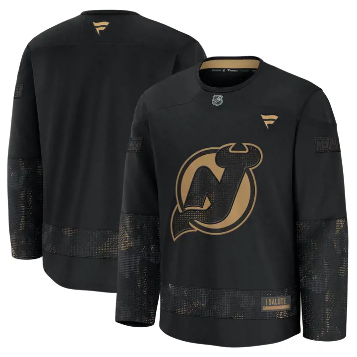 Maillot d'entraînement des Devils de la LNH, édition Hommage militaire 24 BLK/CAMO