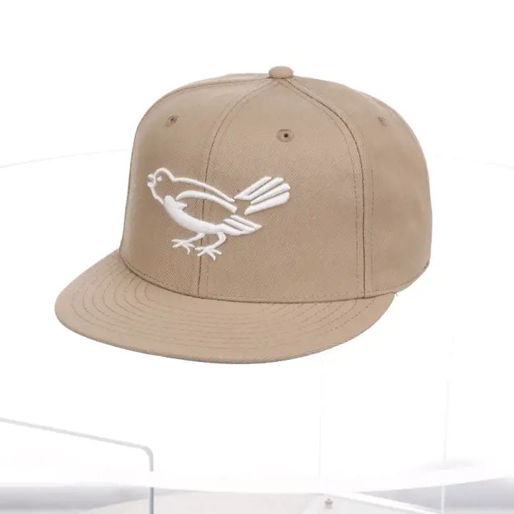 Casquette ajustée basique MLB des Orioles de Baltimore, camel / blc / gris