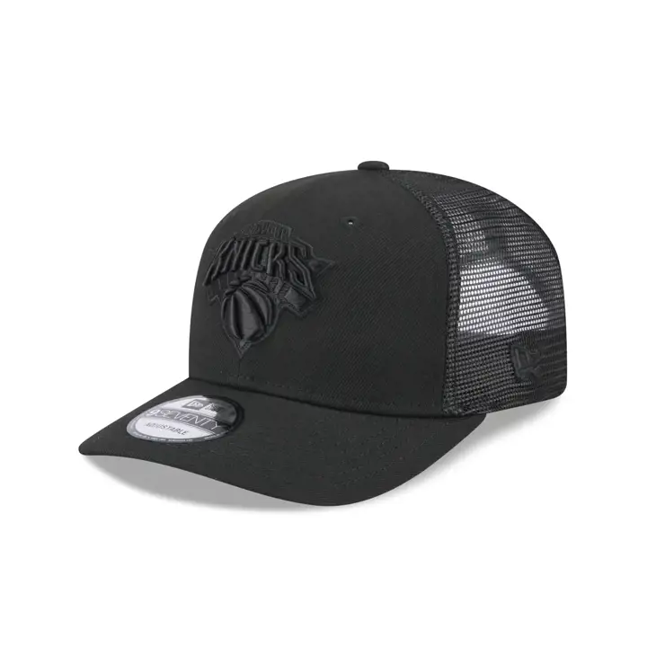 New York Knicks NBA Noir/Noir 9SEVENTY Trucker Noir/ Noir/ Noir