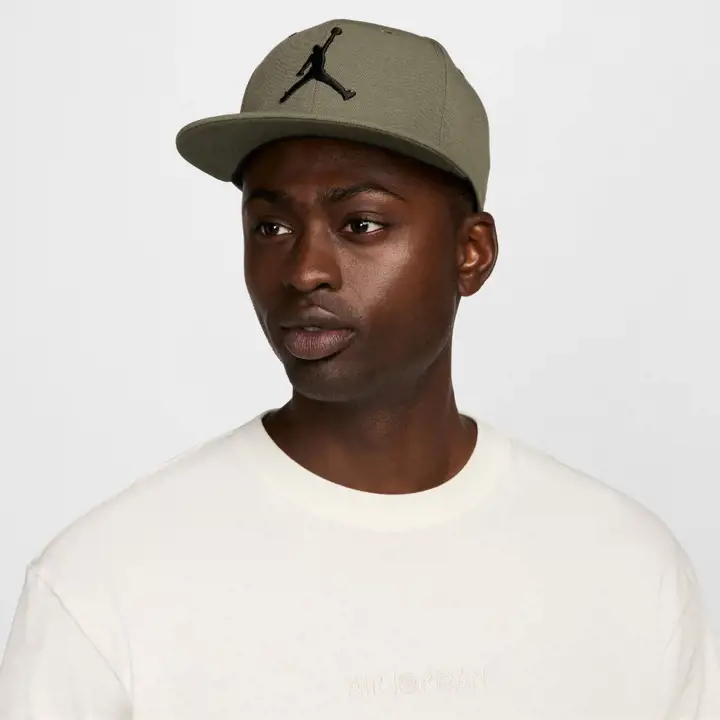 JORDAN J PRO CASQUETTE JUMPMAN OLV/ BLK