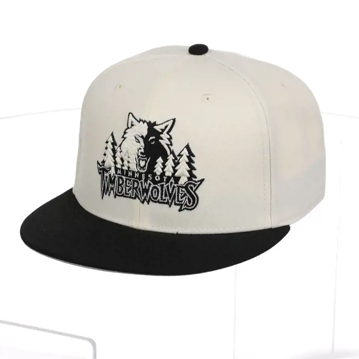 Timberwolves NBA MIN Off White/Blk HWC Fitted IVO/BLK/GRY
