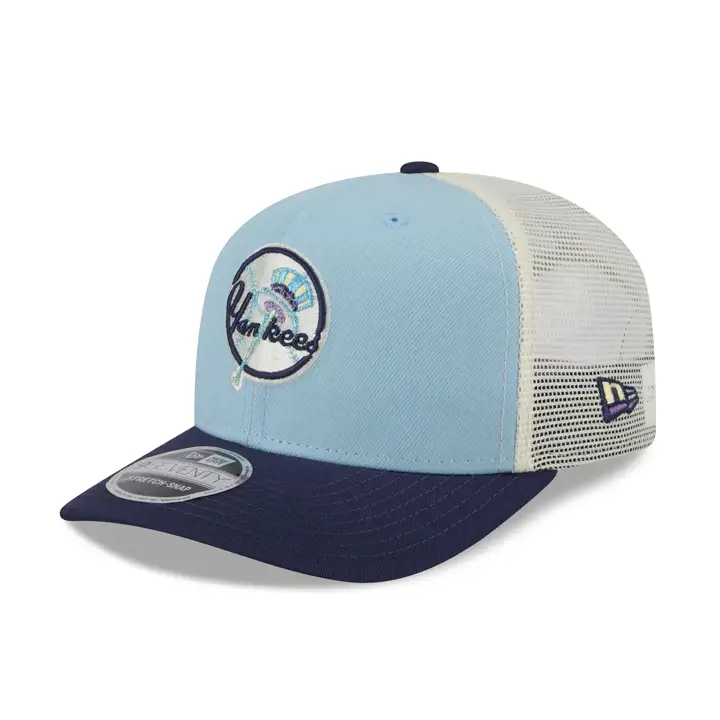 New York Yankees MLB NEW ERA HR HUES 9SEVENTY TRUCKER étiquette