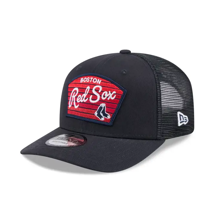 Casquette ajustable 9SEVENTY Boston Red Sox MLB NEW ERA GRADIENT TRUCKER bleu marine