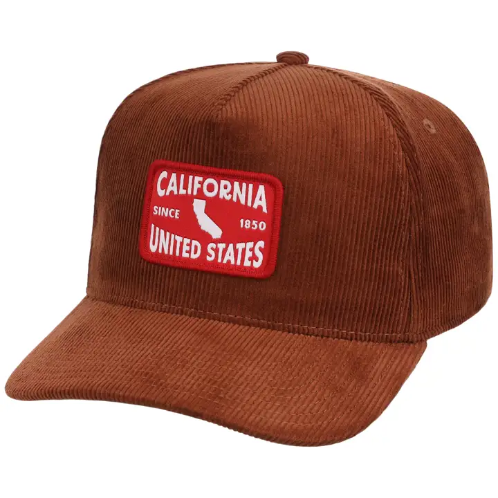 CALIFORNIA Casquette en velours côtelé Brn/rouge